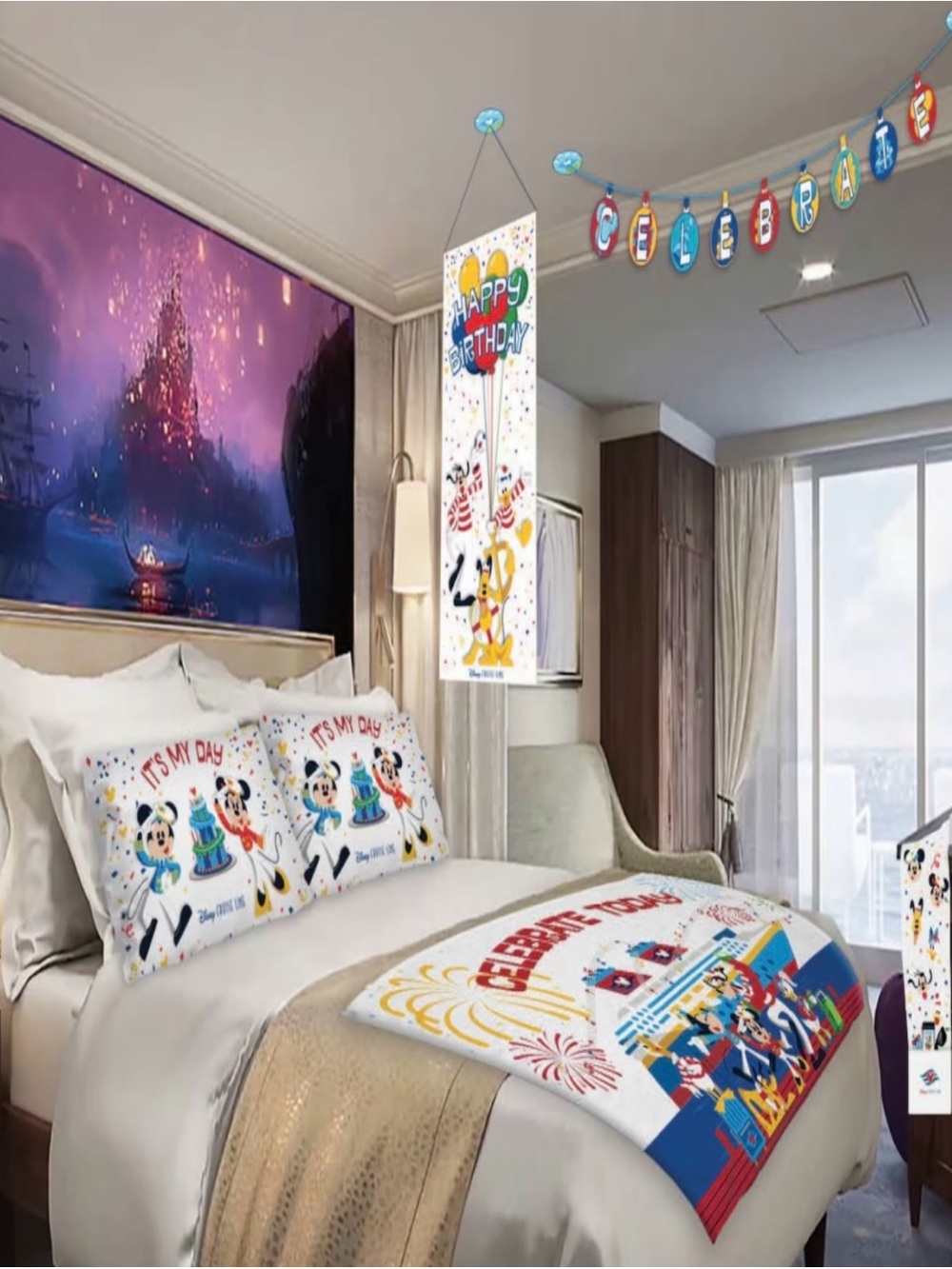 Disney Mickey & Friends 'Celebrate Today' Bright Multicolor Bedding - Picture 10 of 10